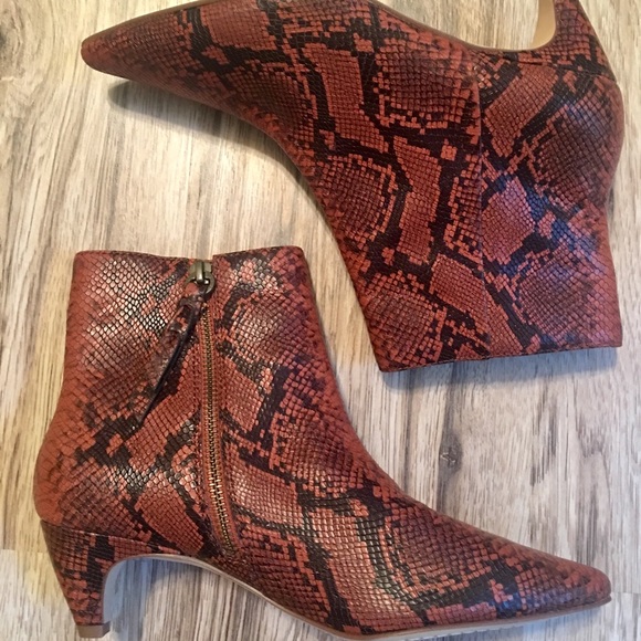 Splendid Nettie Phyton Kitten Heel Booties NEW - Picture 5 of 7